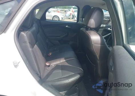 2014 Ford Focus Se из США, поврежденный, VIN 1FADP3F27EL279627